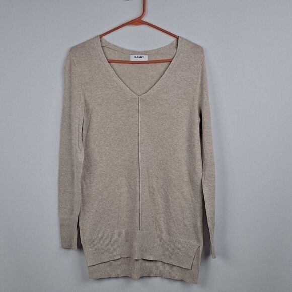 Ladies v neck  tunic sweater NWT - Picture 1 of 11